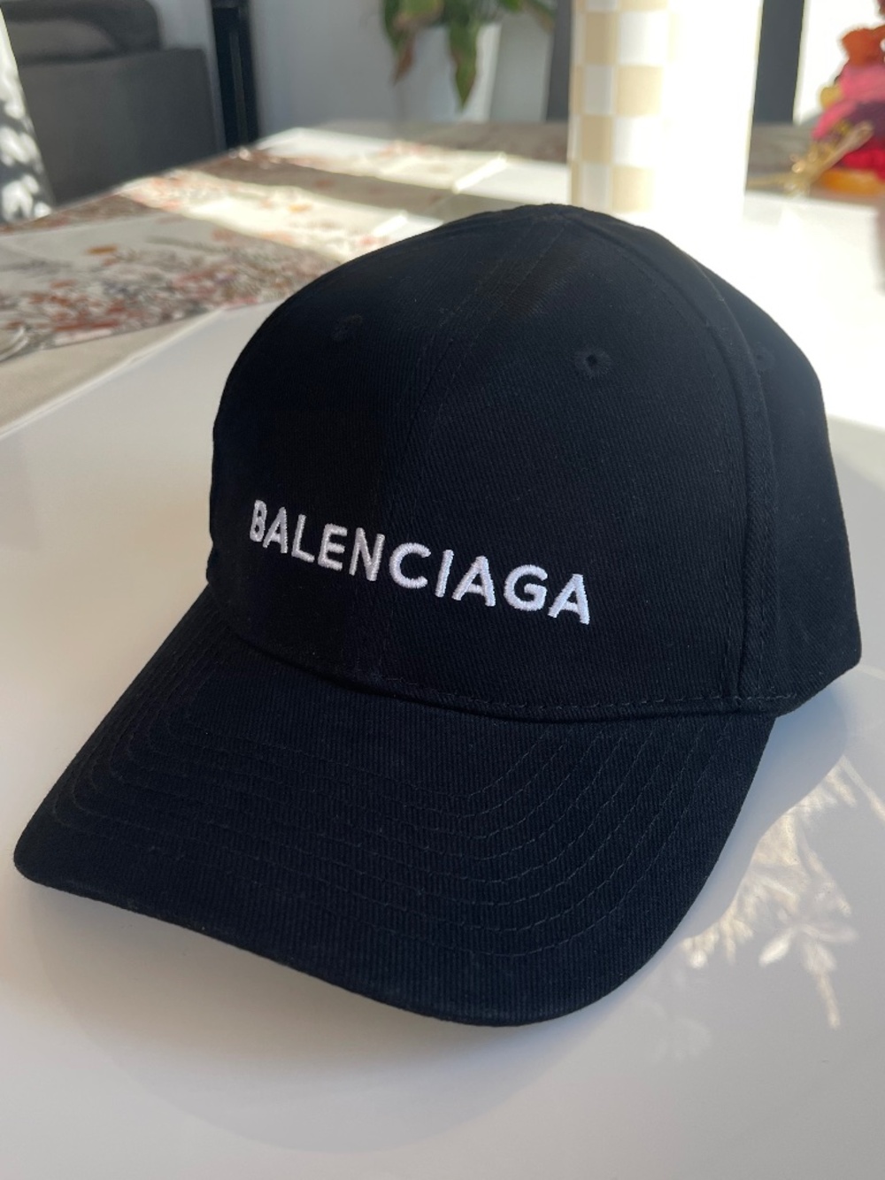 Balenciaga Black Hat - Picture 2 of 9